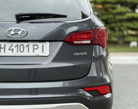 Серый Хендай Санта Фе, объемом двигателя 2.4 л и пробегом 120 тыс. км за 20000 $, фото 24 на Automoto.ua