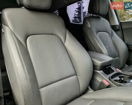 Серый Хендай Санта Фе, объемом двигателя 2 л и пробегом 187 тыс. км за 21555 $, фото 19 на Automoto.ua