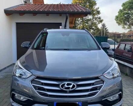 Серый Хендай Санта Фе, объемом двигателя 2.2 л и пробегом 75 тыс. км за 18100 $, фото 1 на Automoto.ua