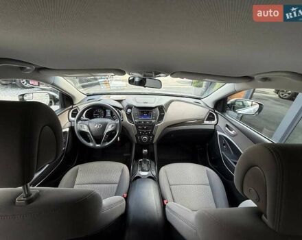 Серый Хендай Санта Фе, объемом двигателя 2.36 л и пробегом 123 тыс. км за 16900 $, фото 52 на Automoto.ua