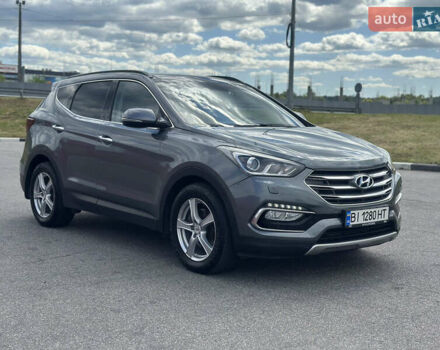 Серый Хендай Санта Фе, объемом двигателя 2.2 л и пробегом 230 тыс. км за 21500 $, фото 2 на Automoto.ua