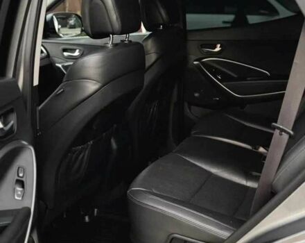 Серый Хендай Санта Фе, объемом двигателя 2.2 л и пробегом 103 тыс. км за 8700 $, фото 22 на Automoto.ua