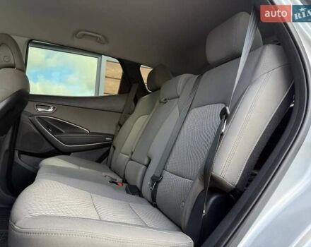 Серый Хендай Санта Фе, объемом двигателя 2.36 л и пробегом 123 тыс. км за 16900 $, фото 47 на Automoto.ua