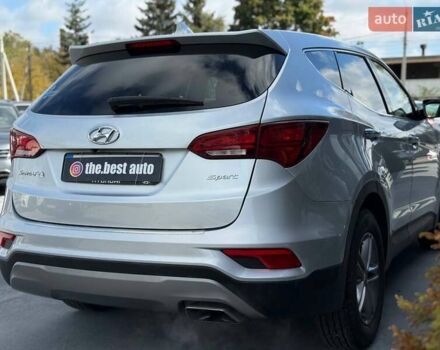 Серый Хендай Санта Фе, объемом двигателя 2.36 л и пробегом 123 тыс. км за 16900 $, фото 9 на Automoto.ua