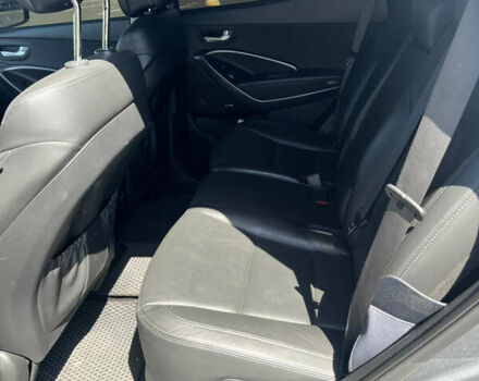 Серый Хендай Санта Фе, объемом двигателя 2.2 л и пробегом 178 тыс. км за 20900 $, фото 10 на Automoto.ua