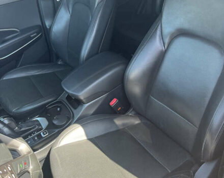 Серый Хендай Санта Фе, объемом двигателя 2.2 л и пробегом 178 тыс. км за 20900 $, фото 8 на Automoto.ua