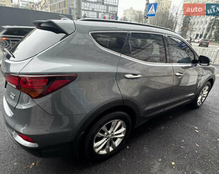 Сірий Хендай Санта Фе, об'ємом двигуна 2.2 л та пробігом 51 тис. км за 25200 $, фото 2 на Automoto.ua