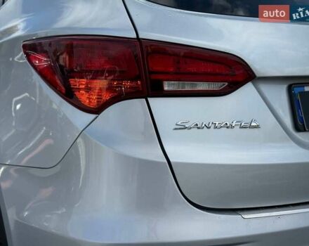 Серый Хендай Санта Фе, объемом двигателя 2.36 л и пробегом 123 тыс. км за 16900 $, фото 10 на Automoto.ua