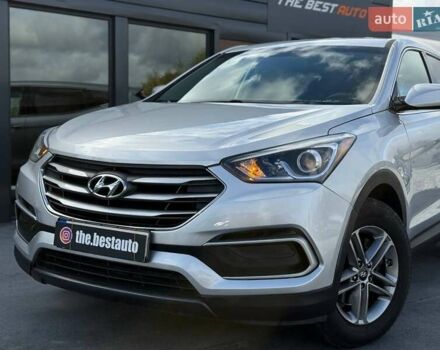 Серый Хендай Санта Фе, объемом двигателя 2.36 л и пробегом 123 тыс. км за 16900 $, фото 3 на Automoto.ua