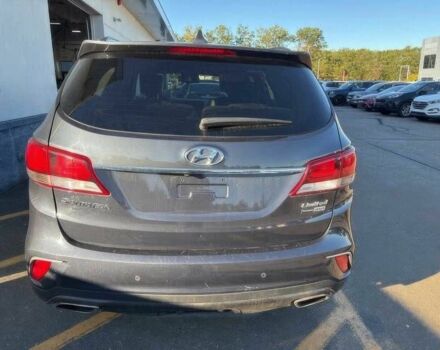 Серый Хендай Санта Фе, объемом двигателя 3.3 л и пробегом 62 тыс. км за 8200 $, фото 4 на Automoto.ua