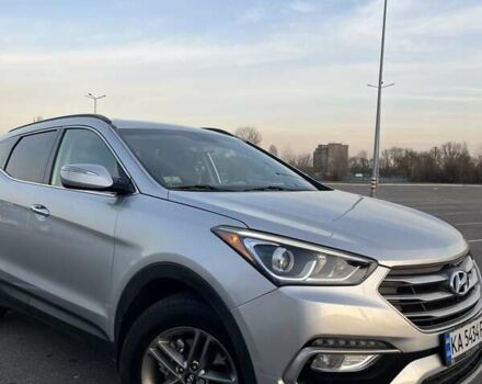 Серый Хендай Санта Фе, объемом двигателя 2.4 л и пробегом 137 тыс. км за 16200 $, фото 9 на Automoto.ua