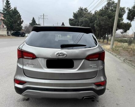 Сірий Хендай Санта Фе, об'ємом двигуна 2.4 л та пробігом 68 тис. км за 12100 $, фото 3 на Automoto.ua