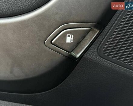 Серый Хендай Санта Фе, объемом двигателя 2.36 л и пробегом 123 тыс. км за 16900 $, фото 23 на Automoto.ua