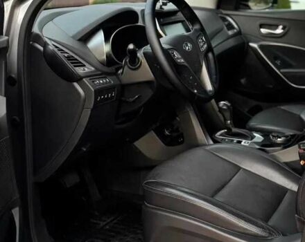 Серый Хендай Санта Фе, объемом двигателя 2.2 л и пробегом 103 тыс. км за 8700 $, фото 13 на Automoto.ua