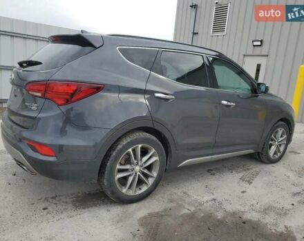 Серый Хендай Санта Фе, объемом двигателя 2 л и пробегом 68 тыс. км за 3100 $, фото 2 на Automoto.ua