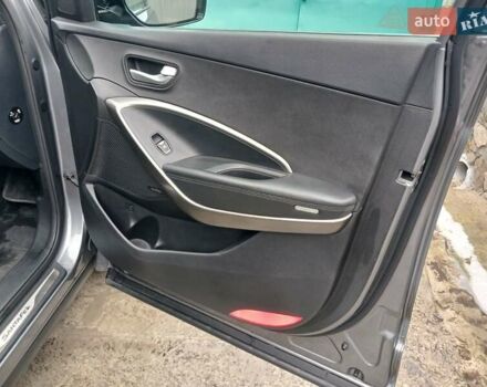 Хендай Санта Фе 2017 в Чернобае на Automoto.ua Серый Хендай Санта Фе, объемом двигателя 2.2 л и пробегом 163 тыс. км за 21700 $, фото 43 на Automoto.ua