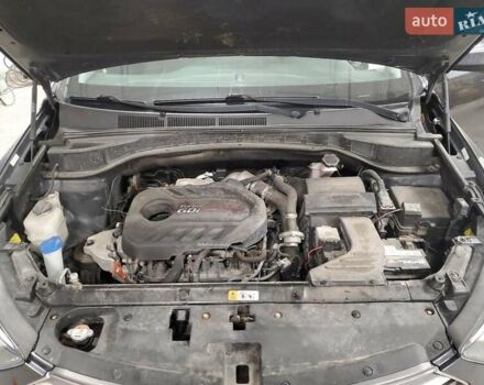 Серый Хендай Санта Фе, объемом двигателя 2 л и пробегом 68 тыс. км за 3100 $, фото 11 на Automoto.ua