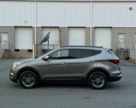 Сірий Хендай Санта Фе, об'ємом двигуна 2.4 л та пробігом 70 тис. км за 8900 $, фото 3 на Automoto.ua