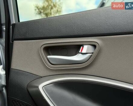 Серый Хендай Санта Фе, объемом двигателя 2.36 л и пробегом 123 тыс. км за 16900 $, фото 55 на Automoto.ua