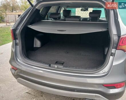Хендай Санта Фе 2017 в Чернобае на Automoto.ua Серый Хендай Санта Фе, объемом двигателя 2.2 л и пробегом 163 тыс. км за 21700 $, фото 32 на Automoto.ua