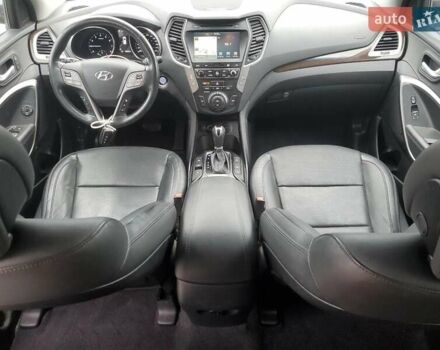 Серый Хендай Санта Фе, объемом двигателя 2 л и пробегом 68 тыс. км за 3100 $, фото 7 на Automoto.ua