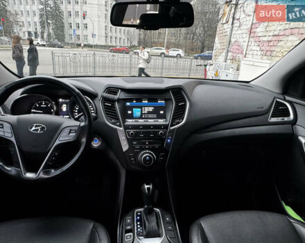 Сірий Хендай Санта Фе, об'ємом двигуна 2.2 л та пробігом 51 тис. км за 25200 $, фото 15 на Automoto.ua