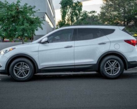 Серый Хендай Санта Фе, объемом двигателя 2.4 л и пробегом 54 тыс. км за 11500 $, фото 4 на Automoto.ua