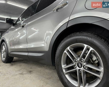 Хендай Санта Фе 2018 в Кременце на Automoto.ua Серый Хендай Санта Фе, объемом двигателя 2.4 л и пробегом 67 тыс. км за 19000 $, фото 15 на Automoto.ua