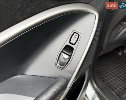 Сірий Хендай Санта Фе, об'ємом двигуна 2.2 л та пробігом 169 тис. км за 19399 $, фото 37 на Automoto.ua