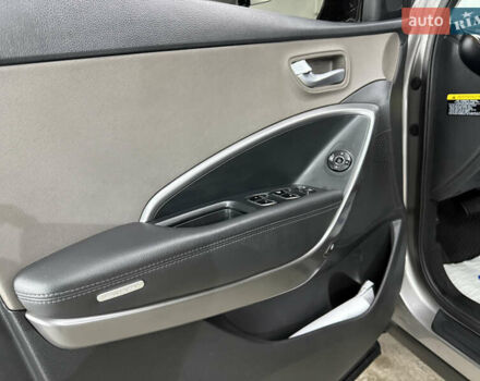 Хендай Санта Фе 2018 в Кременце на Automoto.ua Серый Хендай Санта Фе, объемом двигателя 2.4 л и пробегом 67 тыс. км за 19000 $, фото 30 на Automoto.ua