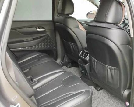 Сірий Хендай Санта Фе, об'ємом двигуна 2 л та пробігом 140 тис. км за 21000 $, фото 15 на Automoto.ua