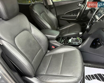 Сірий Хендай Санта Фе, об'ємом двигуна 2.2 л та пробігом 169 тис. км за 19399 $, фото 50 на Automoto.ua