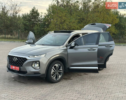 Серый Хендай Санта Фе, объемом двигателя 2.2 л и пробегом 131 тыс. км за 29200 $, фото 103 на Automoto.ua