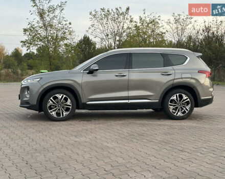 Серый Хендай Санта Фе, объемом двигателя 2.2 л и пробегом 131 тыс. км за 29200 $, фото 8 на Automoto.ua