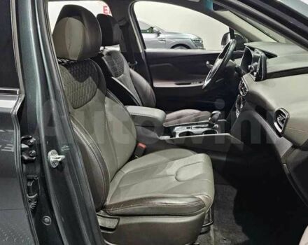 Серый Хендай Санта Фе, объемом двигателя 0 л и пробегом 68 тыс. км за 12000 $, фото 7 на Automoto.ua