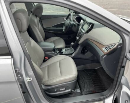 Сірий Хендай Санта Фе, об'ємом двигуна 3.3 л та пробігом 48 тис. км за 3200 $, фото 8 на Automoto.ua