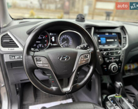 Сірий Хендай Санта Фе, об'ємом двигуна 2.2 л та пробігом 169 тис. км за 19399 $, фото 30 на Automoto.ua