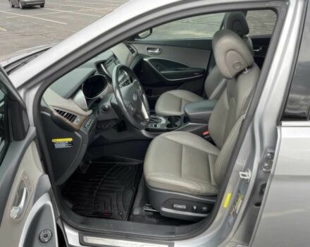 Сірий Хендай Санта Фе, об'ємом двигуна 3.3 л та пробігом 48 тис. км за 3200 $, фото 7 на Automoto.ua