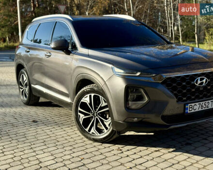 Серый Хендай Санта Фе, объемом двигателя 2 л и пробегом 148 тыс. км за 24400 $, фото 7 на Automoto.ua