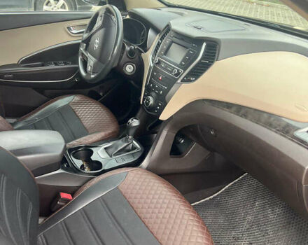 Сірий Хендай Санта Фе, об'ємом двигуна 2.36 л та пробігом 116 тис. км за 14900 $, фото 6 на Automoto.ua