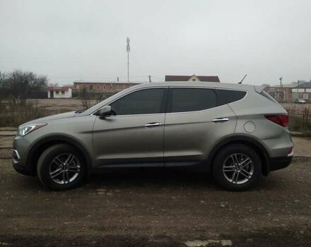 Серый Хендай Санта Фе, объемом двигателя 2.36 л и пробегом 182 тыс. км за 16500 $, фото 4 на Automoto.ua