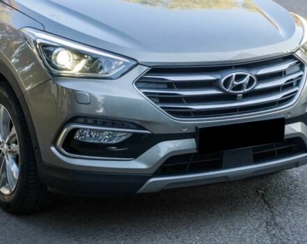 Сірий Хендай Санта Фе, об'ємом двигуна 2 л та пробігом 104 тис. км за 14000 $, фото 11 на Automoto.ua