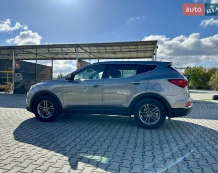 Серый Хендай Санта Фе, объемом двигателя 2.36 л и пробегом 112 тыс. км за 15900 $, фото 5 на Automoto.ua
