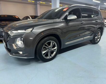 Серый Хендай Санта Фе, объемом двигателя 2 л и пробегом 125 тыс. км за 33000 $, фото 4 на Automoto.ua