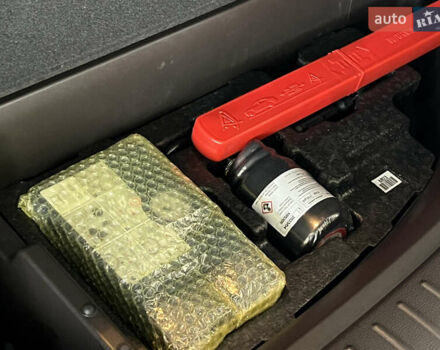 Серый Хендай Санта Фе, объемом двигателя 2.2 л и пробегом 30 тыс. км за 35000 $, фото 18 на Automoto.ua