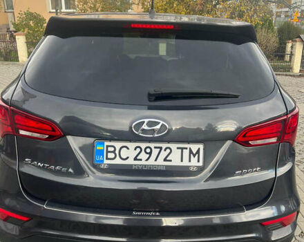 Сірий Хендай Санта Фе, об'ємом двигуна 2.36 л та пробігом 116 тис. км за 14900 $, фото 1 на Automoto.ua