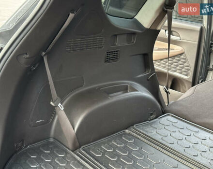 Серый Хендай Санта Фе, объемом двигателя 2.2 л и пробегом 131 тыс. км за 29200 $, фото 102 на Automoto.ua