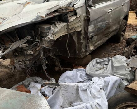 Сірий Хендай Санта Фе, об'ємом двигуна 3.3 л та пробігом 92 тис. км за 7000 $, фото 3 на Automoto.ua