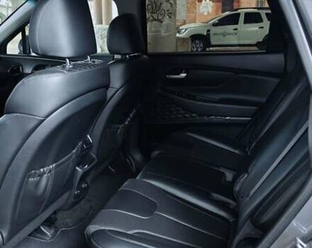 Хендай Санта Фе 2018 в Черкассах на Automoto.ua Серый Хендай Санта Фе, объемом двигателя 2 л и пробегом 134 тыс. км за 25500 $, фото 18 на Automoto.ua