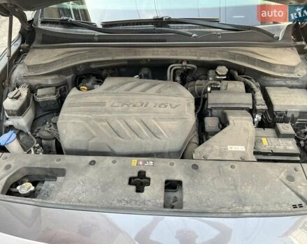 Серый Хендай Санта Фе, объемом двигателя 2.2 л и пробегом 75 тыс. км за 31050 $, фото 24 на Automoto.ua